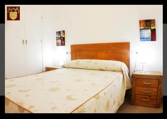 Turisticos San Vicente Conil De La Frontera